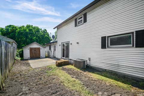 Tiny photo for 114 S Illinois Street, Delphi, IN 46923 (MLS # 202628618)