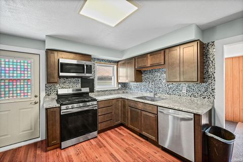 Tiny photo for 114 S Illinois Street, Delphi, IN 46923 (MLS # 202628618)
