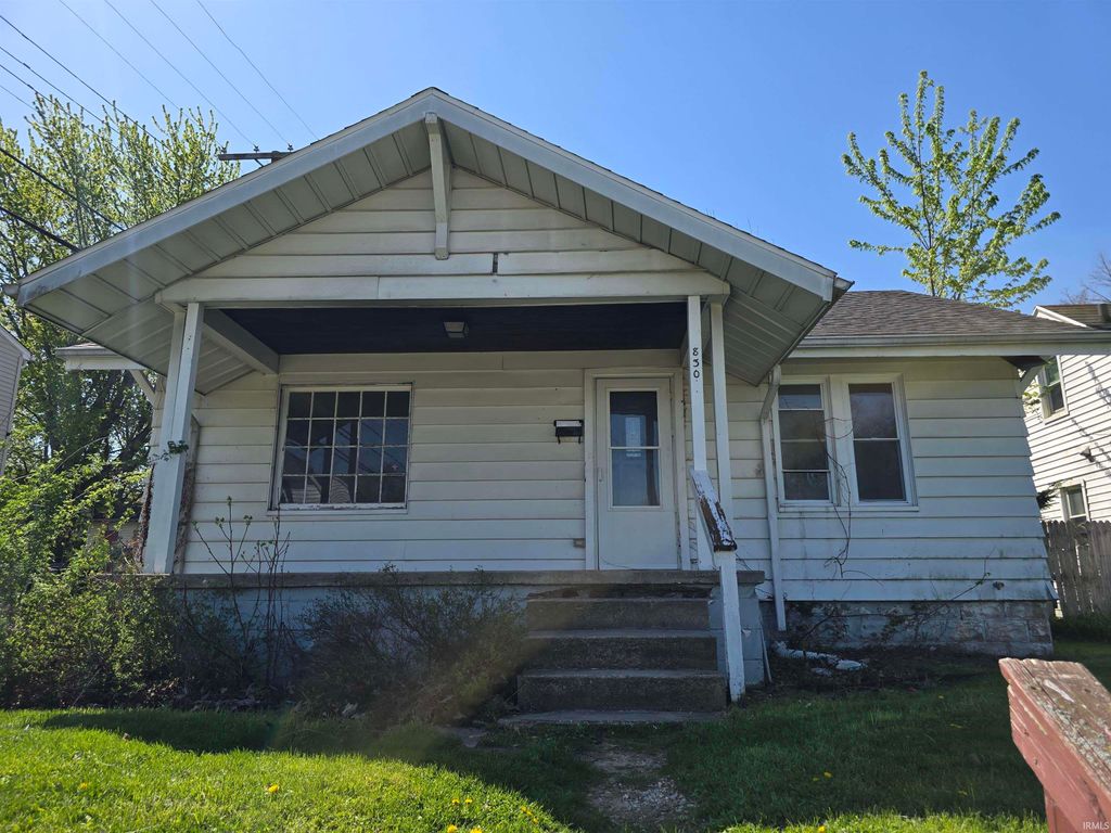 Photo of 830 Eckman Street, South Bend, IN 46614 (MLS # 202614310)