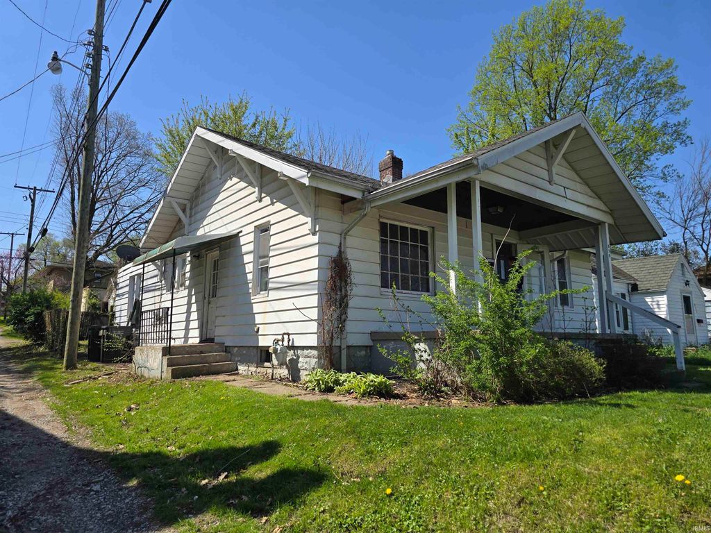 Photo of 830 Eckman Street, South Bend, IN 46614 (MLS # 202614310)
