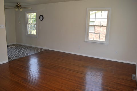 Tiny photo for 5718 Plainview Drive, Evansville, IN 47720 (MLS # 202638831)