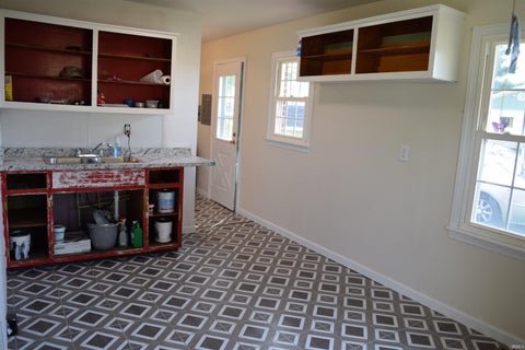 Tiny photo for 5718 Plainview Drive, Evansville, IN 47720 (MLS # 202638831)