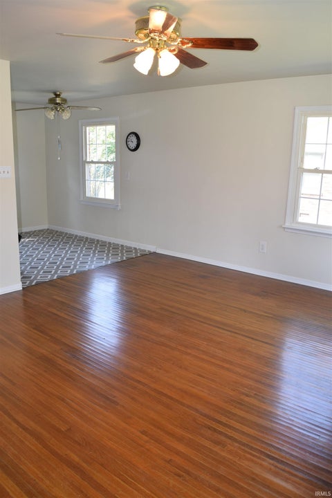 Tiny photo for 5718 Plainview Drive, Evansville, IN 47720 (MLS # 202638831)