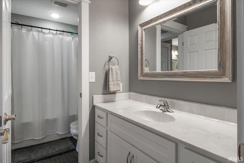 Tiny photo for 889 S Huntsville Road, Winchester, IN 47394 (MLS # 202605086)