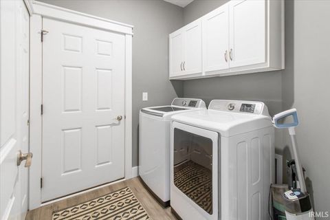 Tiny photo for 889 S Huntsville Road, Winchester, IN 47394 (MLS # 202605086)