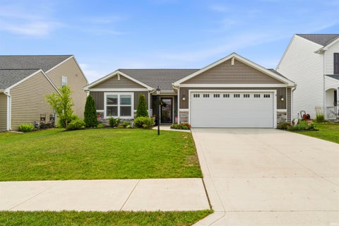 Tiny photo for 14041 Aloes Passage, Fort Wayne, IN 46845 (MLS # 202628927)