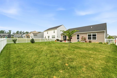 Tiny photo for 14041 Aloes Passage, Fort Wayne, IN 46845 (MLS # 202628927)