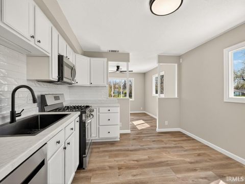 Tiny photo for 855 Chamberlin Court, New Haven, IN 46774 (MLS # 202612087)