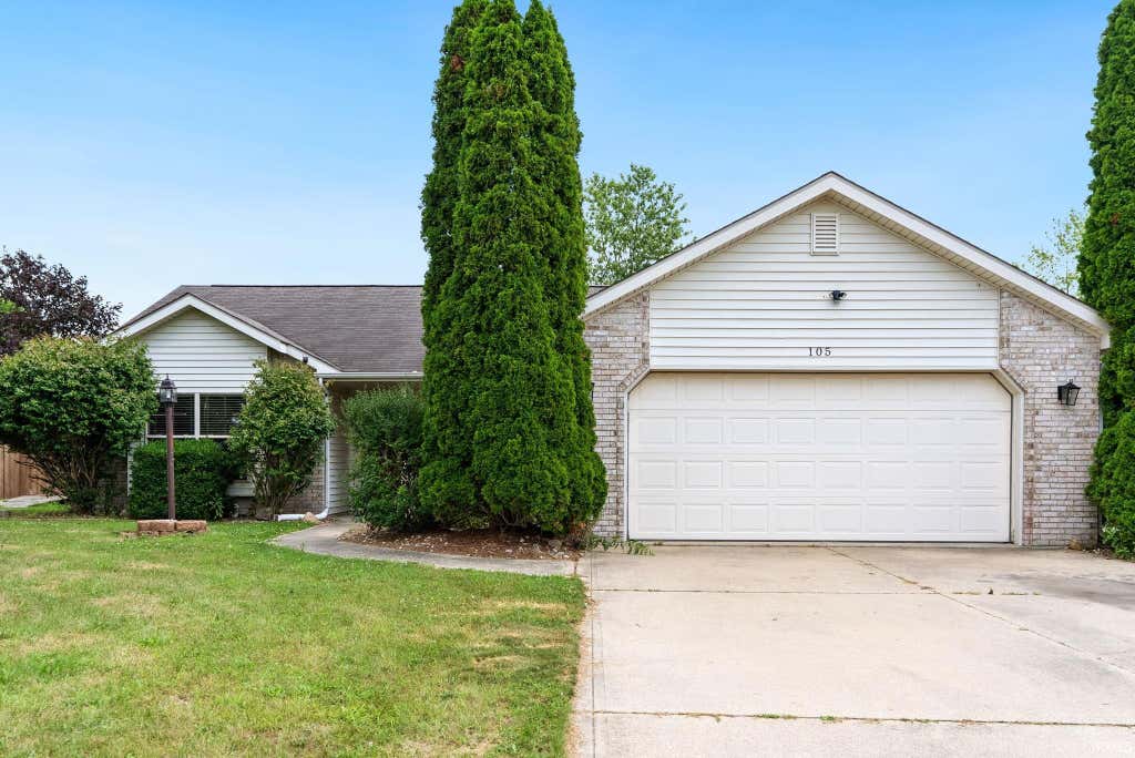 Photo of 105 N Rebecca Street, Claypool, IN 46510 (MLS # 202630800)