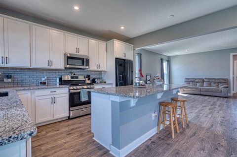 Tiny photo for 2938 Donna Dee Drive, Evansville, IN 47725 (MLS # 202614216)
