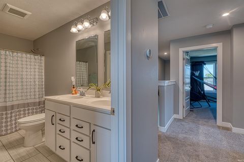 Tiny photo for 2938 Donna Dee Drive, Evansville, IN 47725 (MLS # 202614216)