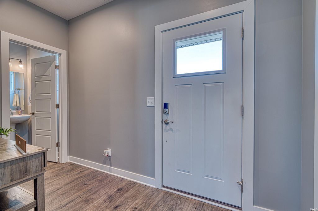 Photo of 2938 Donna Dee Drive, Evansville, IN 47725 (MLS # 202614216)