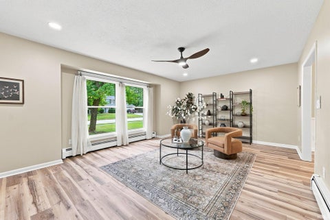 Tiny photo for 11122 Shalimar Drive, Fort Wayne, IN 46845 (MLS # 202630809)