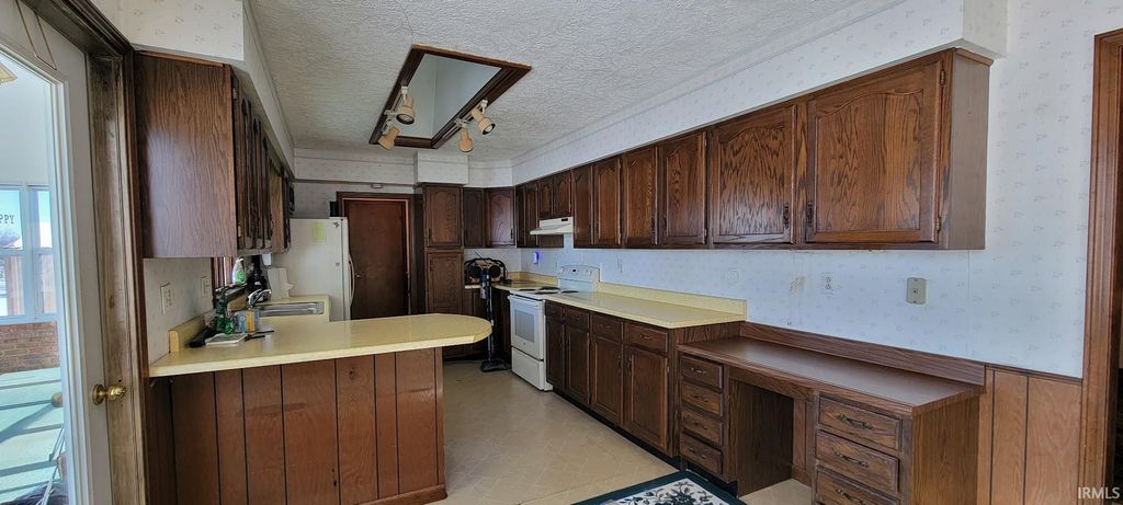 Photo of 540 W Hastings Street, Montgomery, IN 47558 (MLS # 202602981)