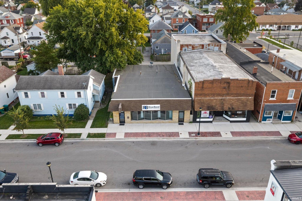 Photo of 417 W 7TH Street, Mishawaka, IN 46544 (MLS # 202642697)