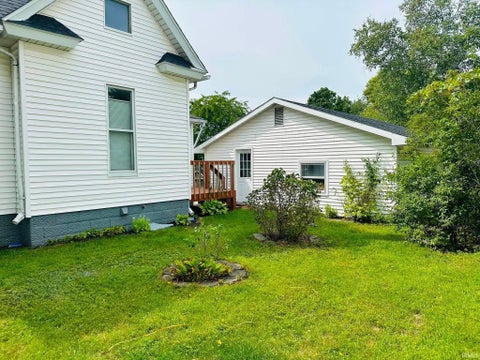 Tiny photo for 608 W William Street, Kendallville, IN 46755 (MLS # 202635799)