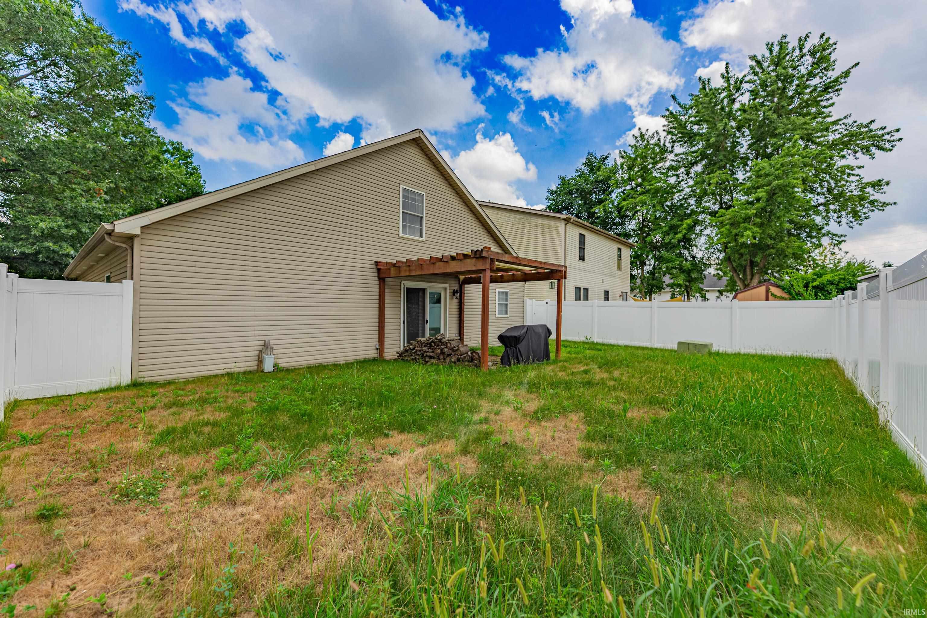 Evansville, Indiana 47711, United States, 4 Bedrooms Bedrooms, ,3 BathroomsBathrooms,Residential,Active,176071