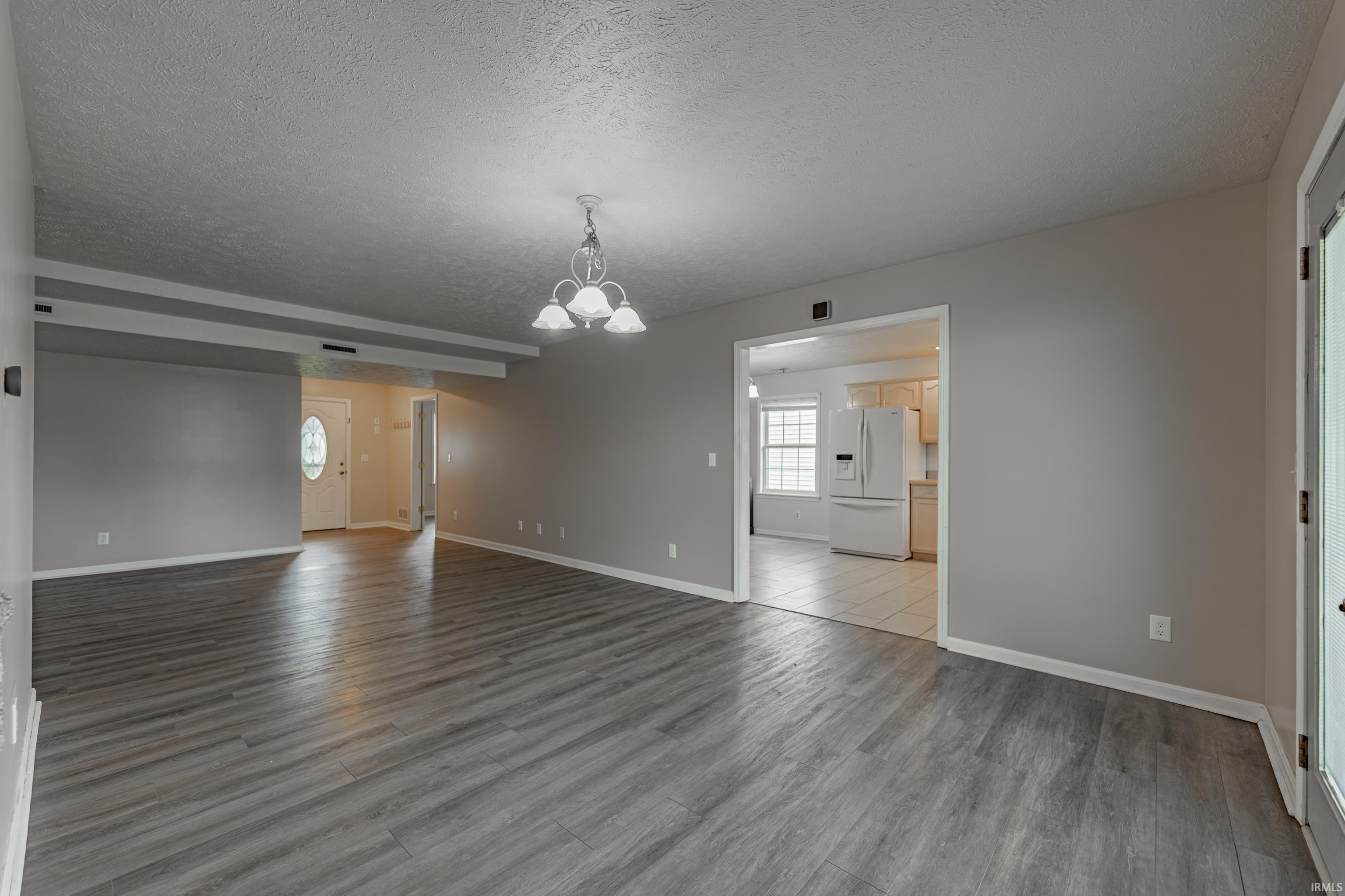 Evansville, Indiana 47711, United States, 4 Bedrooms Bedrooms, ,3 BathroomsBathrooms,Residential,Active,176071