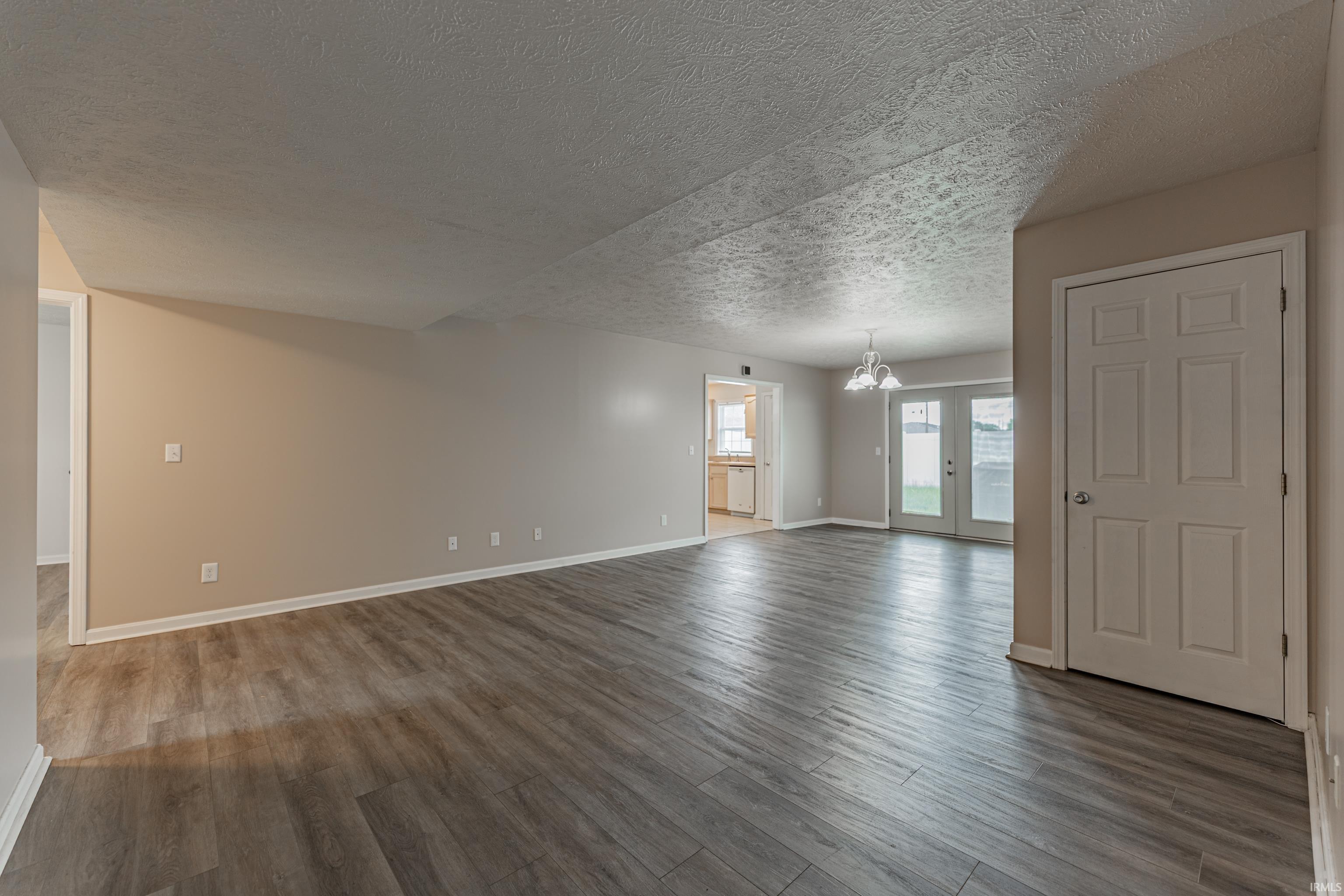 Evansville, Indiana 47711, United States, 4 Bedrooms Bedrooms, ,3 BathroomsBathrooms,Residential,Active,176071