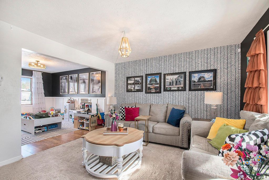 Photo of 4004 Stonegate Drive, Mishawaka, IN 46544 (MLS # 202545832)