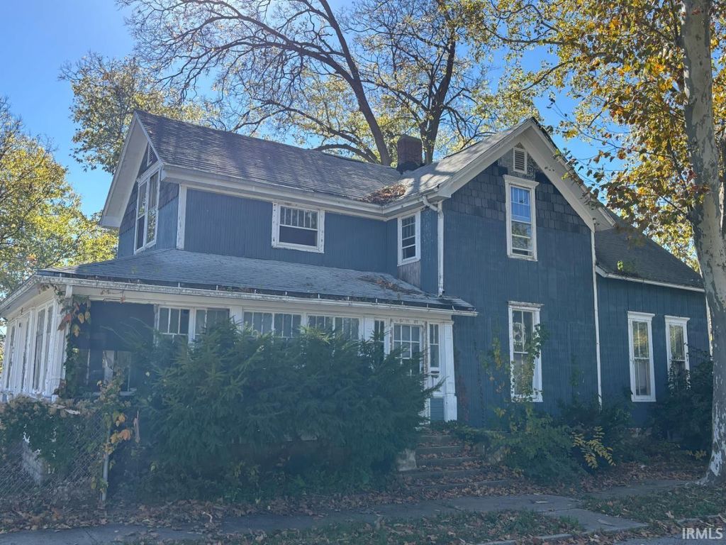 Photo of 1202 S Boots Street, Marion, IN 46953 (MLS # 202542685)