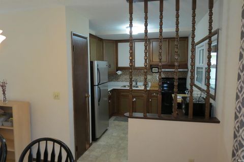 Tiny photo for 940 N Southland Drive, Lafayette, IN 47909 (MLS # 202541490)