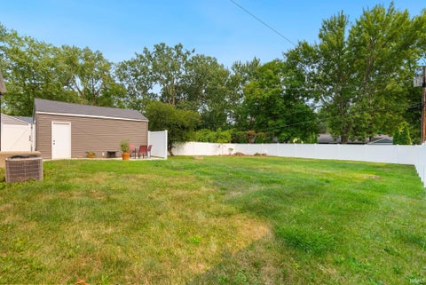 Tiny photo for 5410 Forest Avenue, Fort Wayne, IN 46815 (MLS # 202628337)