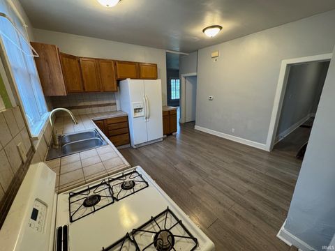 Tiny photo for 1216 pontiac Street, Rochester, IN 46975 (MLS # 202511747)