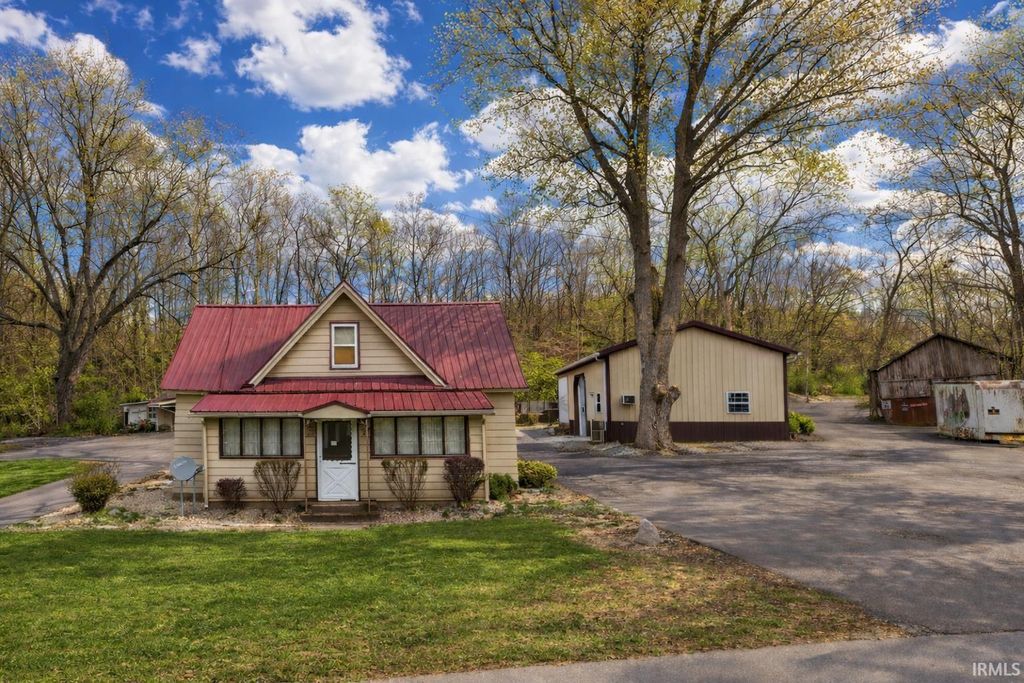 Photo of 792 Lafontaine Avenue, Wabash, IN 46992 (MLS # 202602000)