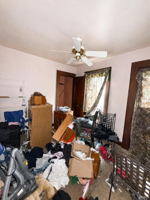 Tiny photo for 2927 Smith Street, Fort Wayne, IN 46806 (MLS # 202617847)