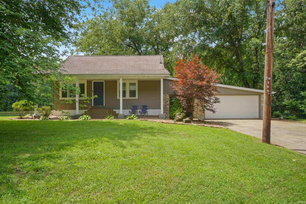Photo of 10600 Hillview Drive, Evansville, IN 47720 (MLS # 202545115)
