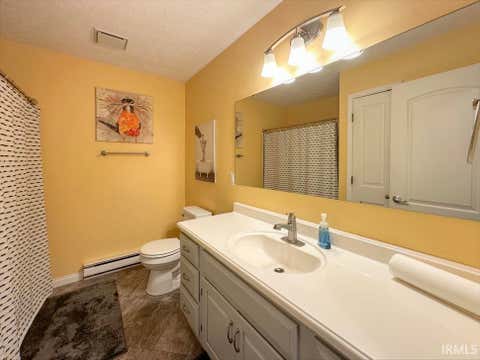 Tiny photo for 2716 W CARTER Street, Kokomo, IN 46901 (MLS # 202633553)