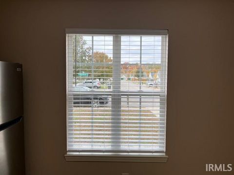 Tiny photo for 3533 Pigeonbrook Court, Evansville, IN 47715 (MLS # 202540358)