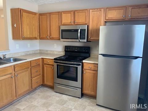 Tiny photo for 3533 Pigeonbrook Court, Evansville, IN 47715 (MLS # 202540358)