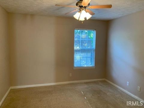 Tiny photo for 3533 Pigeonbrook Court, Evansville, IN 47715 (MLS # 202540358)