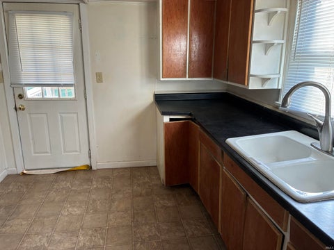 Tiny photo for 2140 N Delphos Street, Kokomo, IN 46901 (MLS # 202643374)