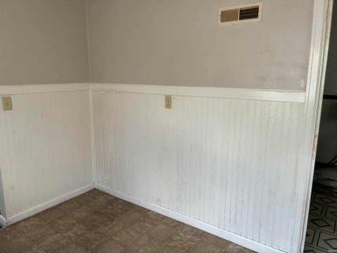 Tiny photo for 2140 N Delphos Street, Kokomo, IN 46901 (MLS # 202643374)