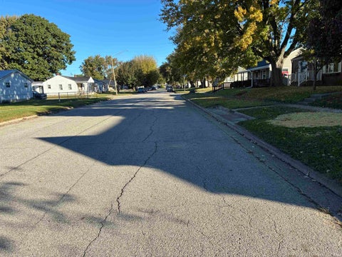 Tiny photo for 2140 N Delphos Street, Kokomo, IN 46901 (MLS # 202643374)