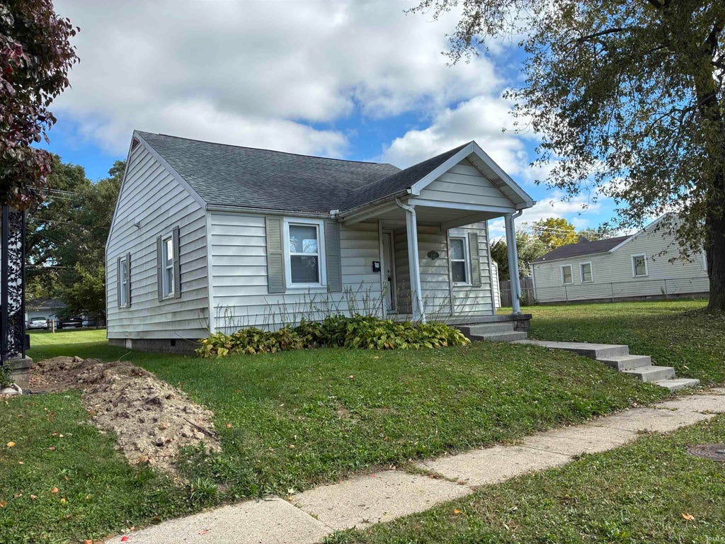 Photo of 2140 N Delphos Street, Kokomo, IN 46901 (MLS # 202643374)