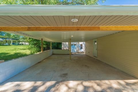 Tiny photo for 115 E Chester Drive, Ellettsville, IN 47429 (MLS # 202625502)