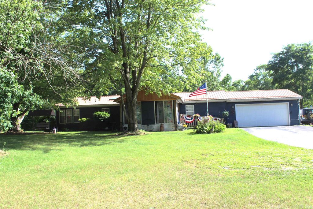 Photo of 3335 W Loon Lake Rd RD, Angola, IN 46703 (MLS # 202625991)