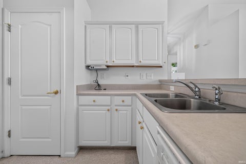 Tiny photo for 2806 Bridgestone Circle, Kokomo, IN 46901 (MLS # 202636543)
