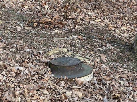 Tiny photo for 8995 S Ella Street, Nashville, IN 47448 (MLS # 202602265)