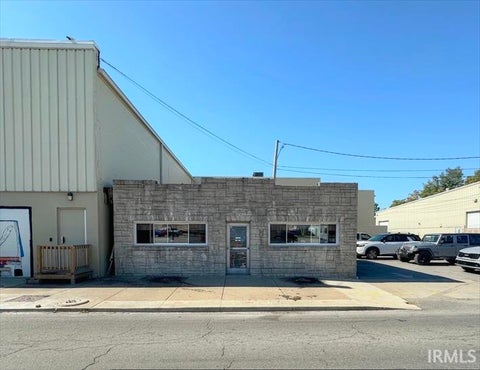 Photo of 87 S 6th Street, Logansport, IN 46947 (MLS # 202641434)