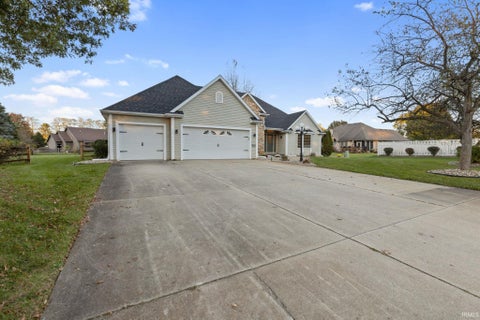 Tiny photo for 22981 Basswood Court, Elkhart, IN 46514 (MLS # 202643638)