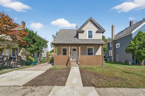 Photo of 210 E Marion Street, Mishawaka, IN 46545 (MLS # 202541006)