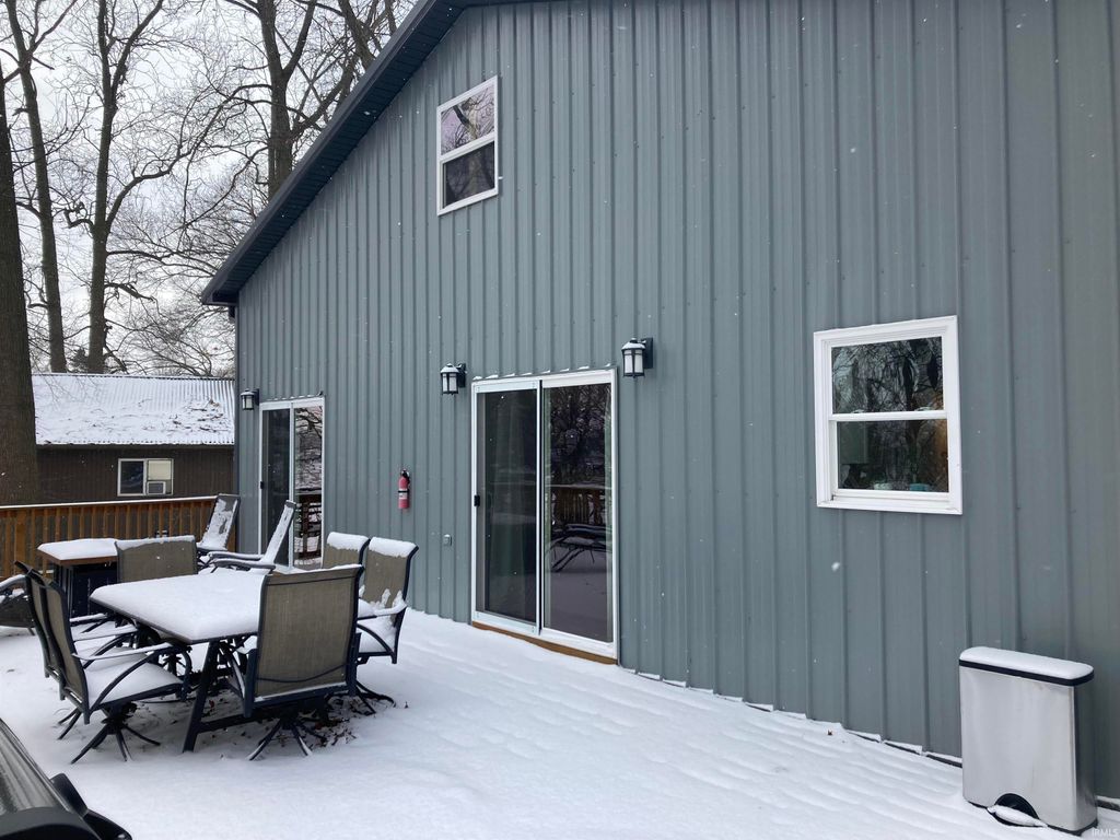 Photo of 40 Lane 254 Hamilton Lake Lk, Hamilton, IN 46742 (MLS # 202549906)