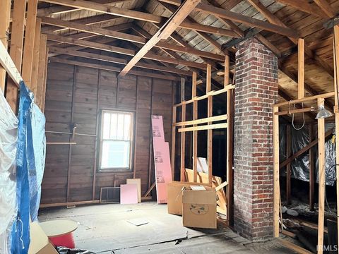 Tiny photo for 310 W Linden Avenue, Logansport, IN 46947 (MLS # 202610123)