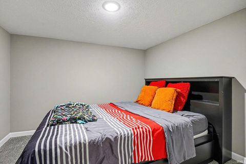 Tiny photo for 211 E Battell Street, Mishawaka, IN 46545 (MLS # 202612687)