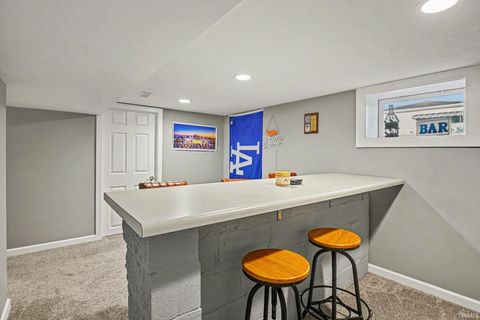 Tiny photo for 211 E Battell Street, Mishawaka, IN 46545 (MLS # 202612687)